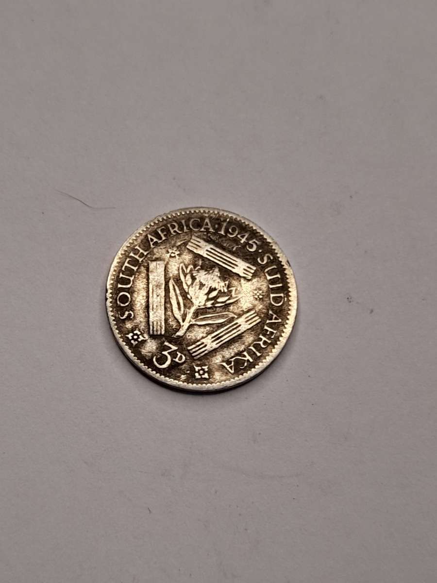 Numismatic collectables South Africa three pence 1945 for sale in Kraaifontein (ID610587339)