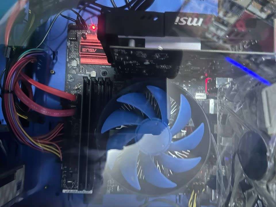 PC Desktops & AllinOnes Gaming i76700 3.40GHz,16GB RAM DDR4,240GB