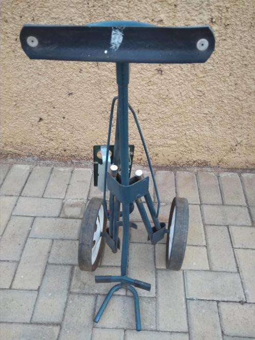 Bags & Carts Vintage Golf Pull Cart/ carrier (in working condition