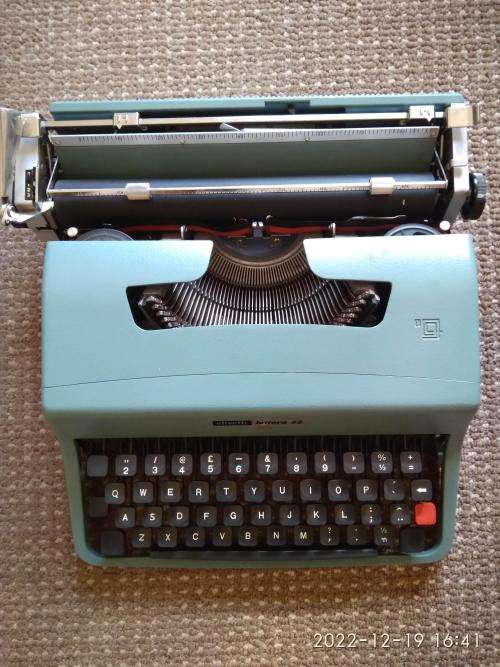 Writing Instruments & Accessories Vintage Typewriter Olivetti lettera
