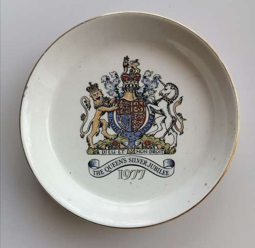 English Porcelain - The Queen`s silver jubilee 1977 plate for sale in ...