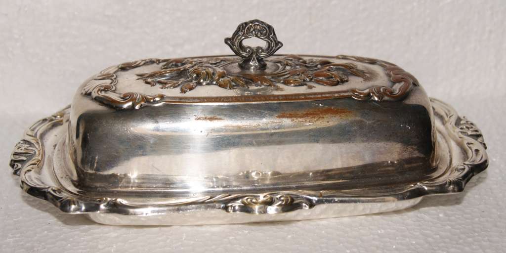 Silver Unity Plate Butter Dish with Embossed Roses and Pierced Finial