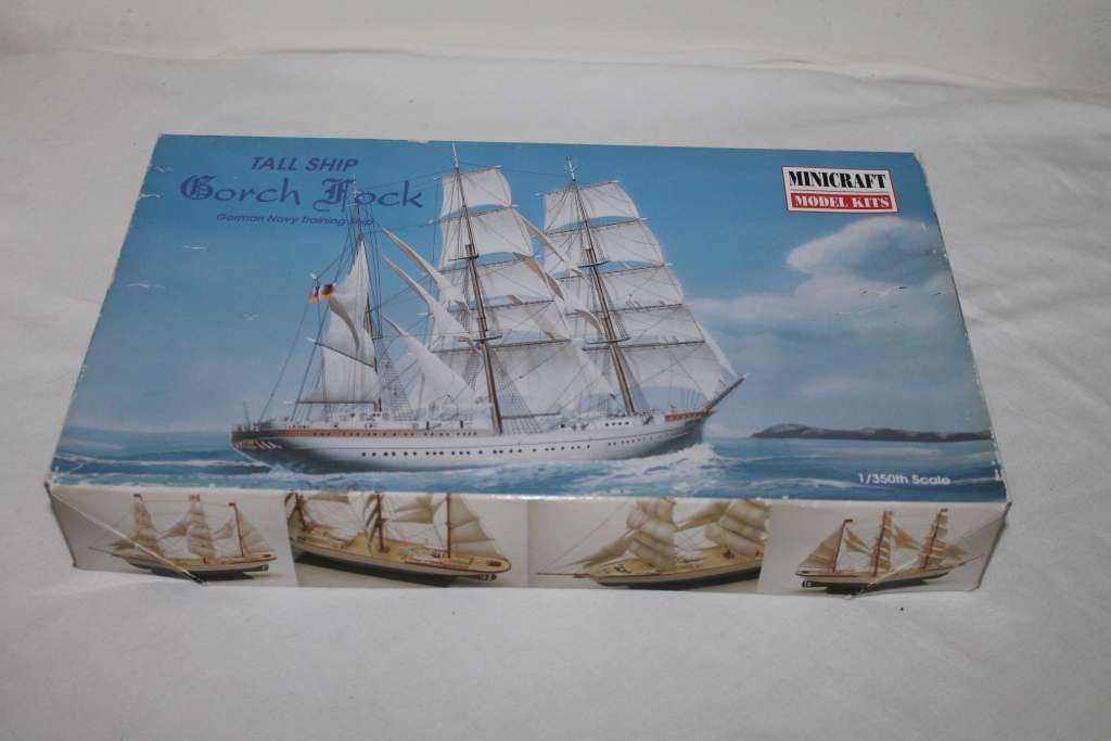 Ships & Boats - Minicraft Model Kit Tail ship German Navy Training ship ...