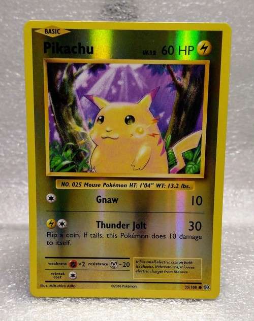  Pokemon - Pikachu (35/108) - XY Evolutions : Toys & Games