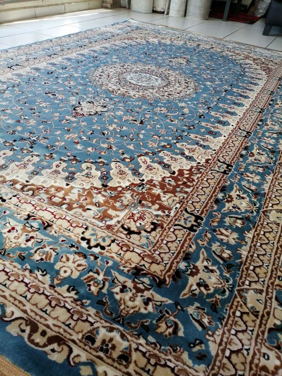Rugs & Carpets Beautiful, Traditional , Excellent Quality Turkish