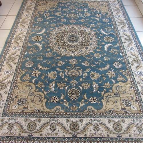 Rugs & Carpets Beautiful , Vibrant , Modern , Excellent Quality