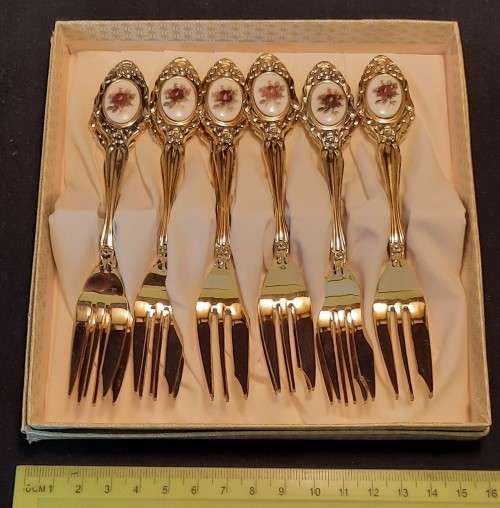 Cutlery Set 12 cake forks 24 karat Gold plated Eetrite rose decals in