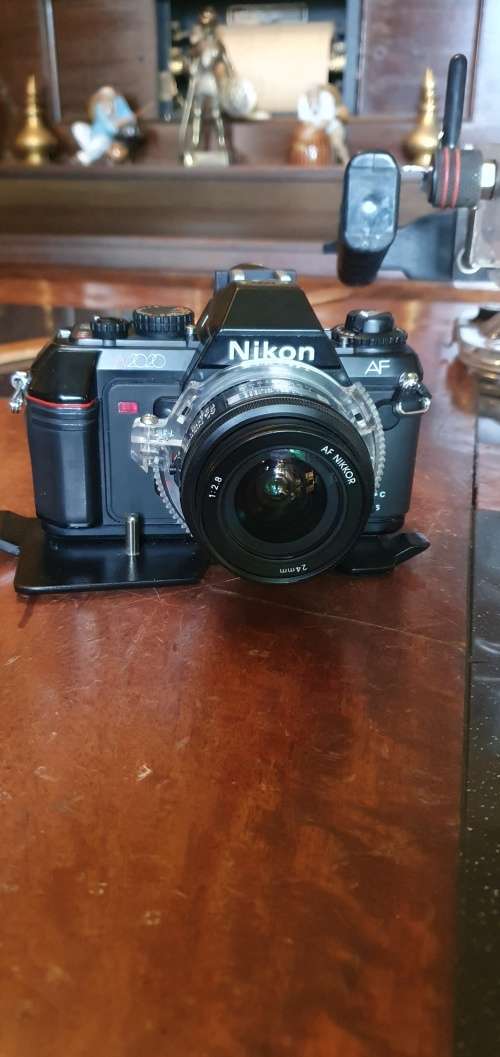 Cameras Awesome Nikon N2020 Camera with Underwater Casing was sold