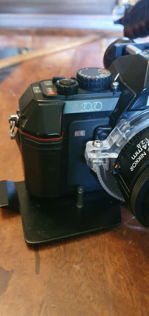 Cameras Awesome Nikon N2020 Camera with Underwater Casing was sold