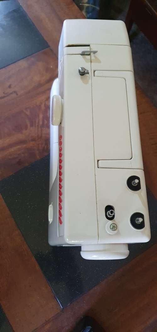 Sewing Machines & Overlockers Finesse Sewing Machine by Janome was sold for R544.00 on 25 Jan