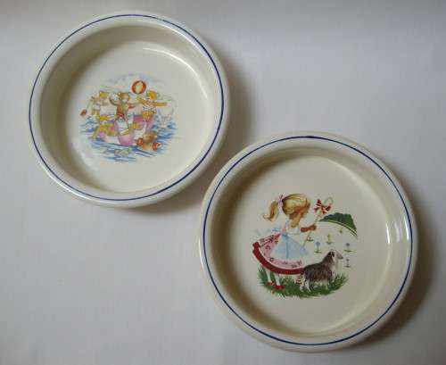 Other Porcelain & Ceramics - TWO VINTAGE RHODESIAN WILLSGROVE WARE ...