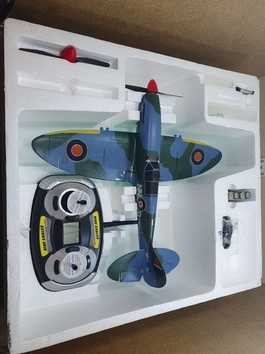 aircraft-collectable-long-range-nine-eagles-spitfire-model-rc