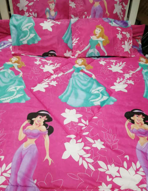 Blankets & Comforters 5 PIECE KIDS CHARACTER COMFORTER SET was sold