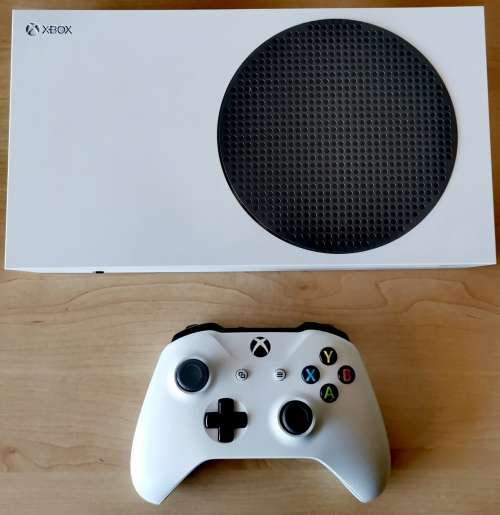 Xbox Xbox Series S + One Controller for sale in Durban (ID587051224)