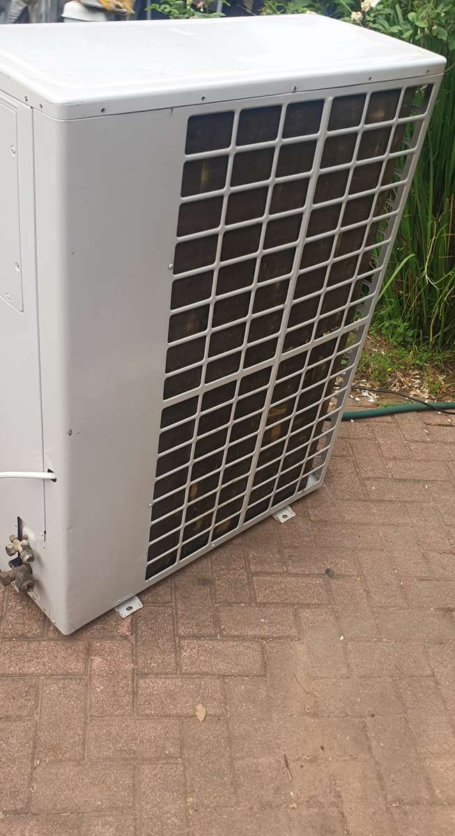 Industrial Automation & Control LG 54,000 Btu Outdoor Aircon Unit