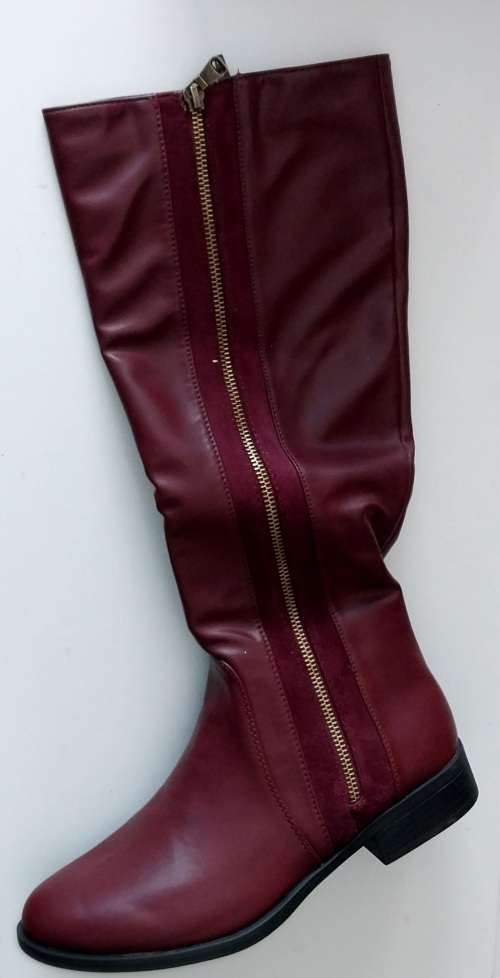 Boots - Ladies Maroon Rage Boot was sold for R100.00 on 24 Feb at 14:01 ...