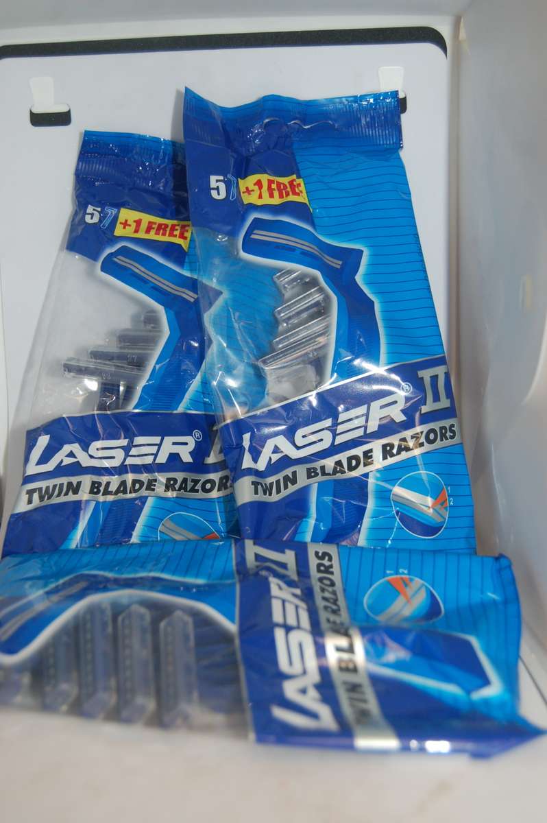 Razor Blades - LAZER 2 TWIN BLADE RAZOR (6 RAZORS IN THE PACK) was sold ...