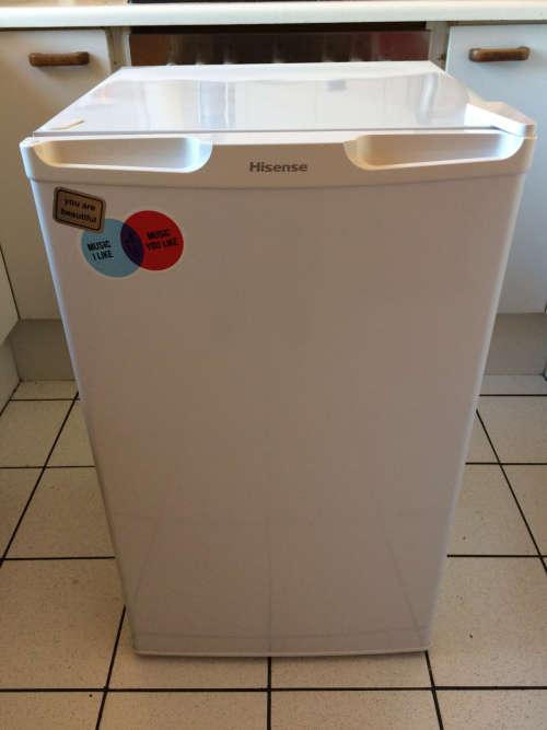 Fridges & Freezers Hisense 120l Bar Fridge Cape Town was sold for