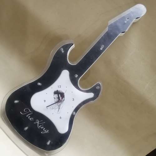 Cuckoo & Wall Clocks BEAUTIFUL ELVIS PRESLEY WALL CLOCK was sold for R151.00 on 5 Oct at 2201