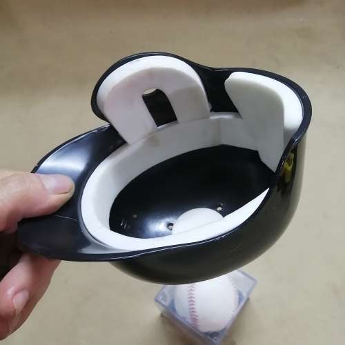 Other Antiques & Collectables OFFICIAL MAJOR LEAGUE GAME BALL AND