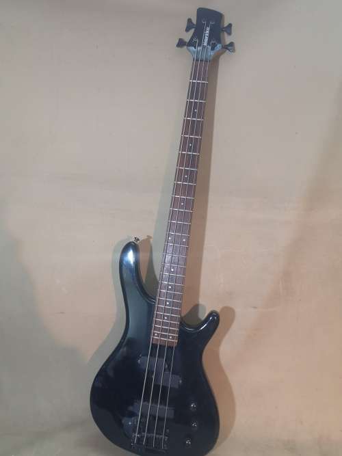 Bass Guitars CHECK OUT THIS AMAZING HARTKE ELECTRIC 4 STRING BASS