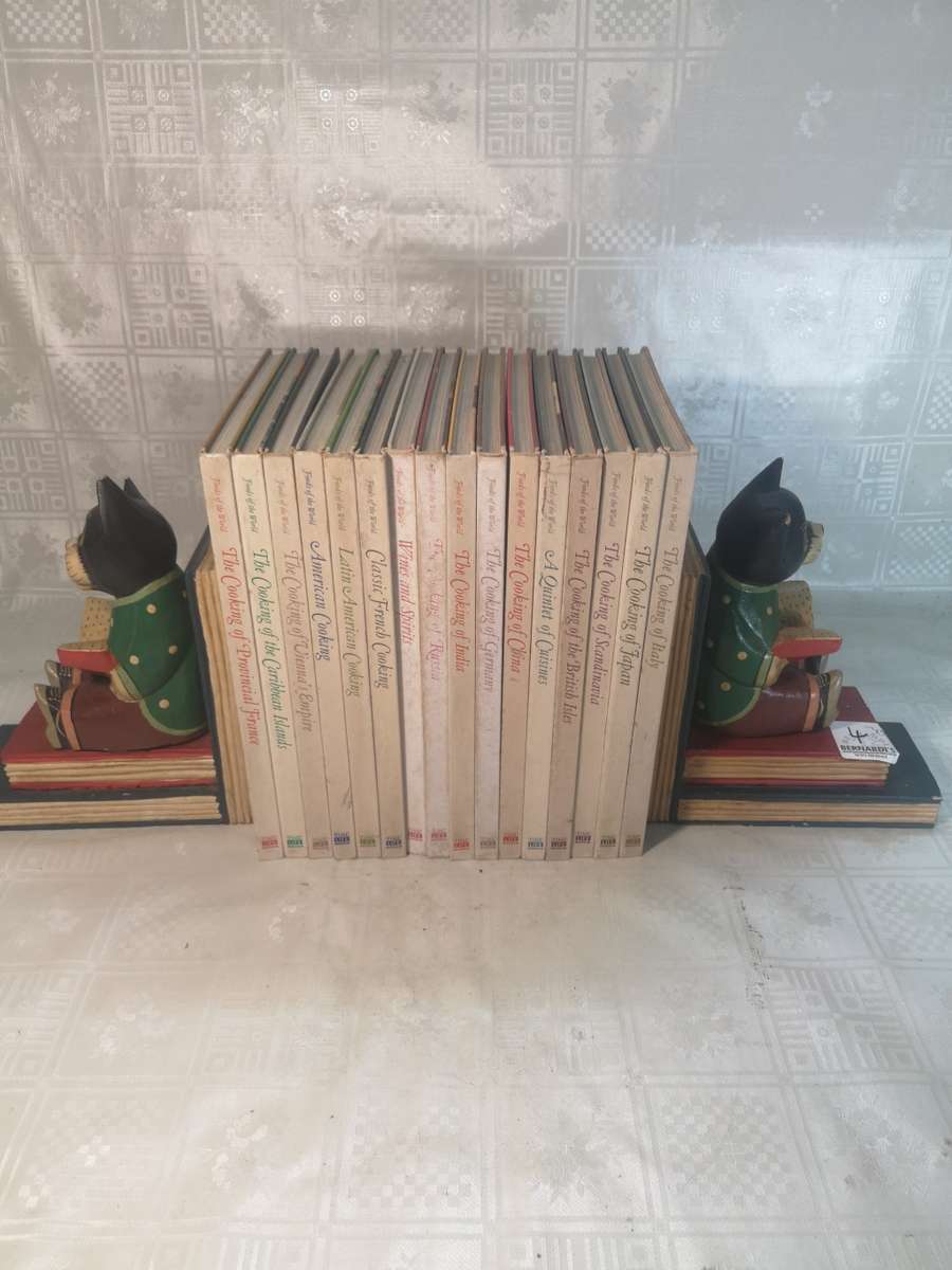 Cooking, Food & Wine VINTAGE 1970`S TIME LIFE FOODS OF THE WORLD SET