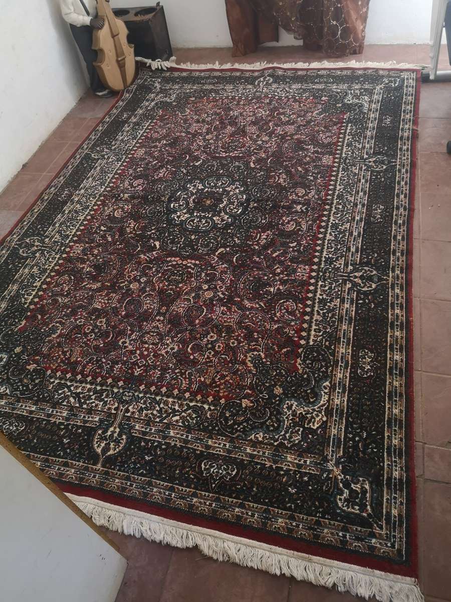 Rugs & Carpets MAGNIFICENT VERY LARGE HANDWOVEN ORIENTAL WOOL CARPET