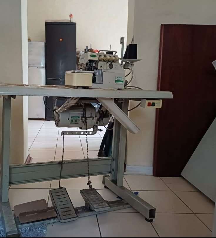 Sewing Machines & Overlockers OVERLOCKER for sale / INDUSTRIAL ZOJE