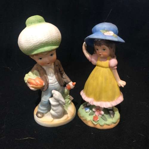 Porcelain & Ceramic Bisque figurines set( was listed for R145.00 on