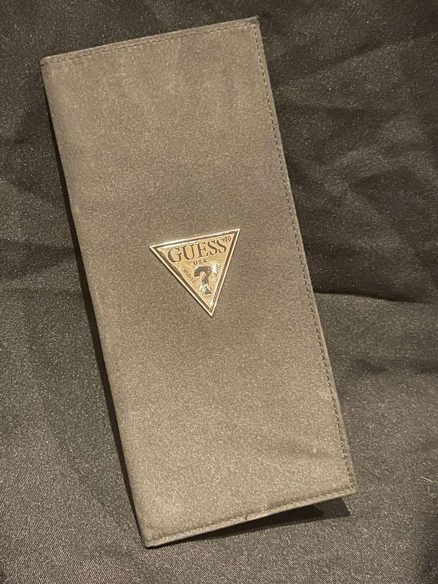 Purses & Wallets Purse/wallet ladies Guess for sale in Johannesburg