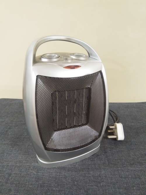 Heaters Logik PTC heater working but NOT 100 for sale in