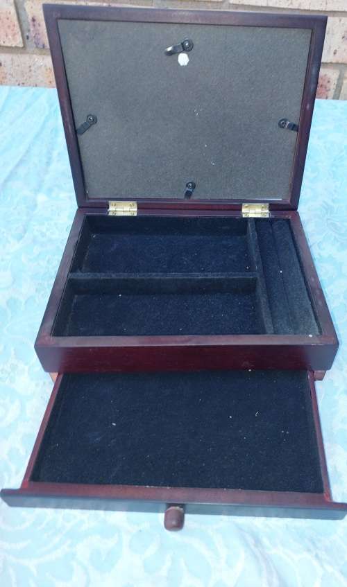 Jewellery Boxes A VINTAGE WOODEN JEWELRY BOX SOLD AS IS for sale in