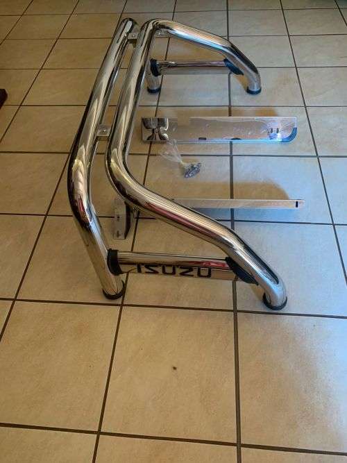 Car Covers Isuzu Roll bar Tonneau cover for sale in Johannesburg (ID
