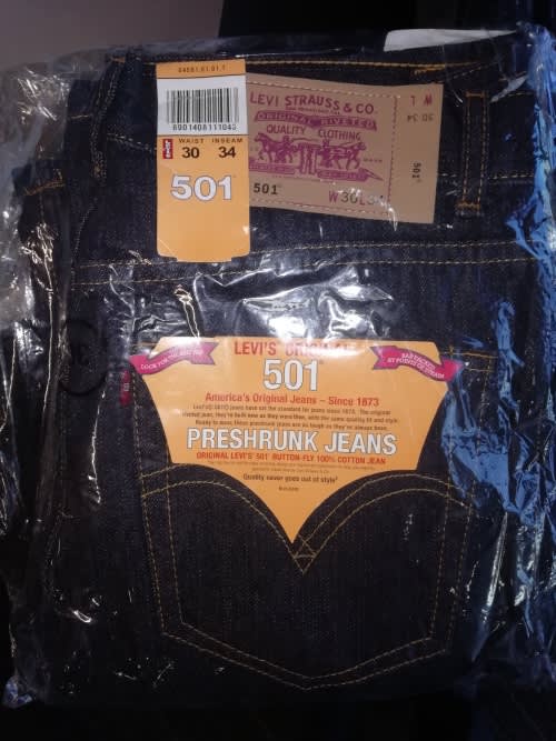 Jeans - Brand New Original Levis 501 was sold for R310.00 on 9 Jun at 21:01 by TerranceParlyum80 ...