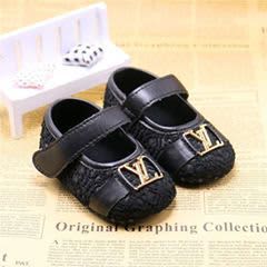 Shoes - LV (Louis Vuitton) BABY PUMPS.GORGEOUS AND STYLISH. was sold for  R170.00 on 22 Feb at 14:46 by UBAID13 in Port Elizabeth (ID:264005676)