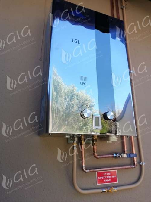 Geysers Delta Engineering Stainless Steel 16lt Gas Geyser was sold