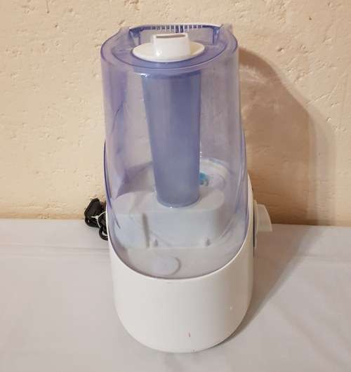 Humidifiers - Ultrasonic Humidifier with Night Light Clicks Brand was ...