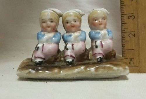 Other Porcelain & Ceramics - OLD 3 dolls lid for sale in Humansdorp (ID ...