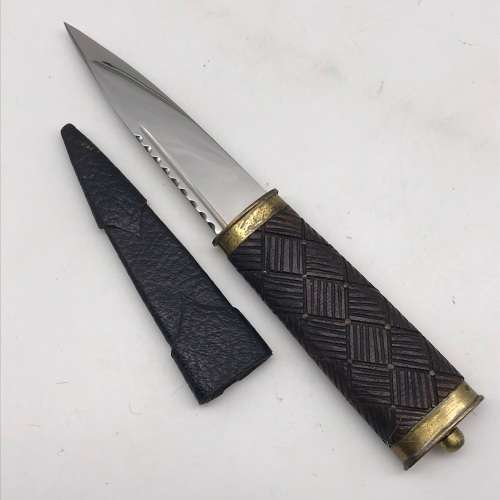 Knives & Daggers Vintage `Sgian Dubh` Scottish Knife was sold for R1