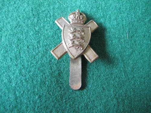 International Badges & Insignia - GREAT BRITAIN - 11TH BATTALION ...