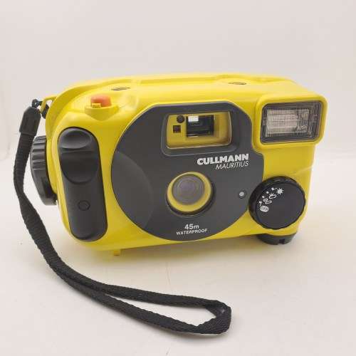 Cameras 1997 Gullmann Mauritius 45m waterproof underwater 35mm Camera made in Japan for sale