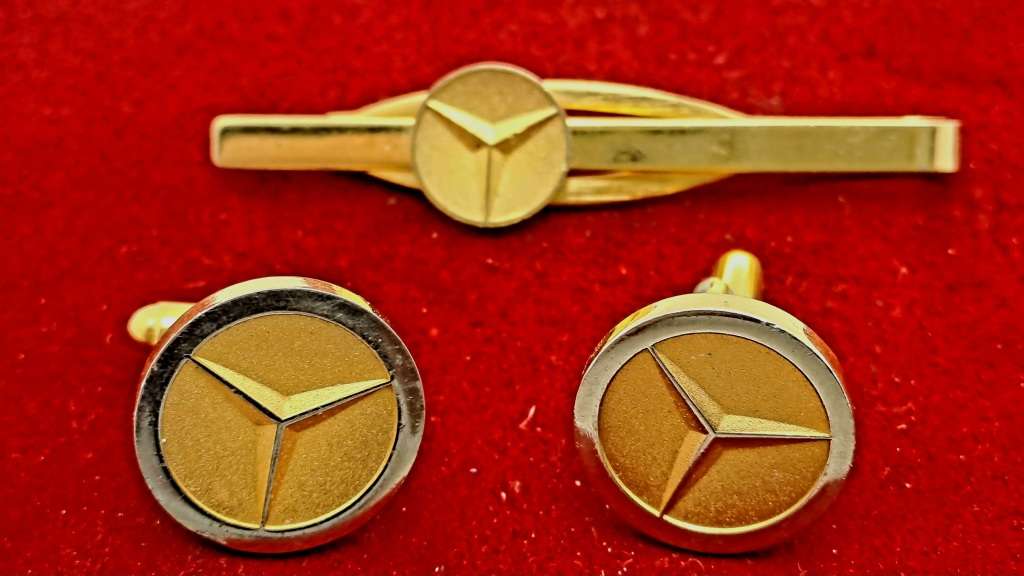 Cufflinks Vintage Mercedes Benz Cufflinks and Tie Clip set No Box
