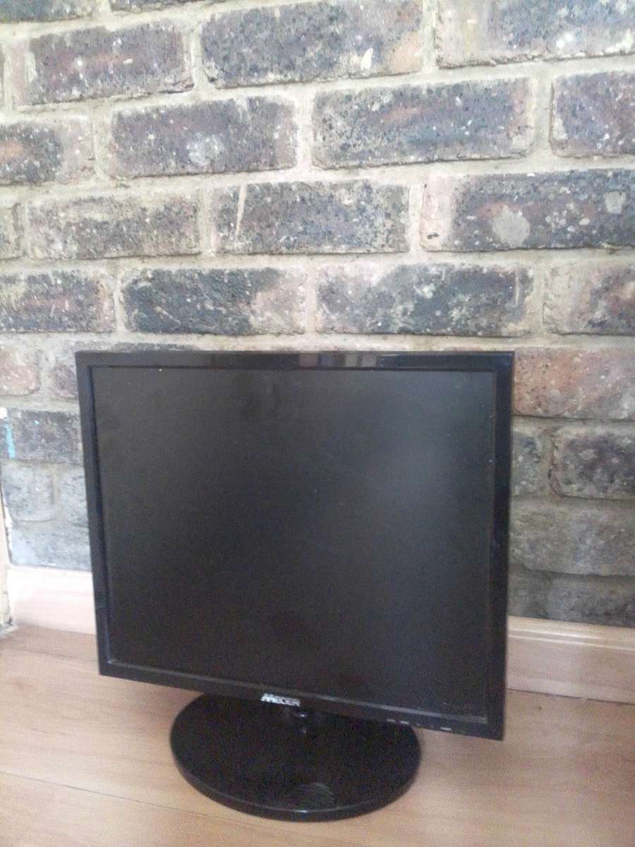 Monitors - mecer 17 inch monitor for sale in Johannesburg (ID:601240782)