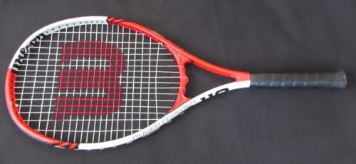 Rackets - Roger Federer 110 Power Tennis Racket 4 1/4" Grip L2 was sold for R180.00 on 21 at 14:38 by PawnTique in Umtentweni (ID:294005951)