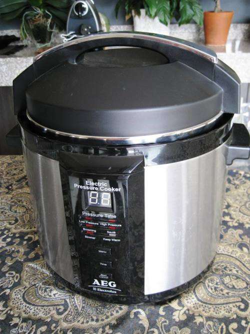 Other Cookware AEG PRESSURE COOKER 6L (Like new) was sold for R300.00 on 30 Mar at 0726 by