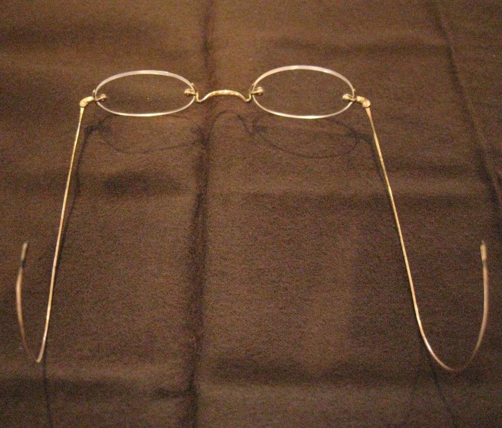 Eyewear OLD FASHIONED READING GLASSES for sale in Johannesburg (ID