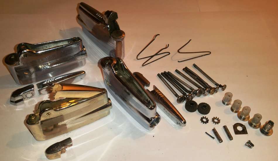 Smoking Accessories HUGE LOT COLLECTION OF LIGHTERS RONSON & OTHER