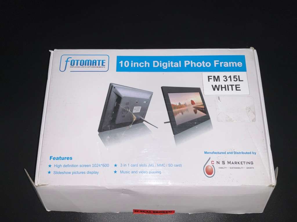 Digital Photo Frames Fotomate 10inch FM110 Digital Photo Frame White
