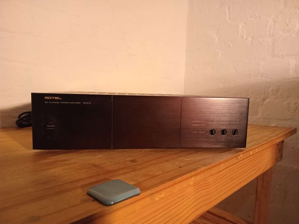 Amplifiers & Processors Rotel RB976 Six Channel Power Amplifier for