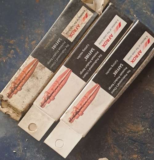 Welding - Afrox cutting nozzles was listed for R1.00 on 14 Apr at 14:03